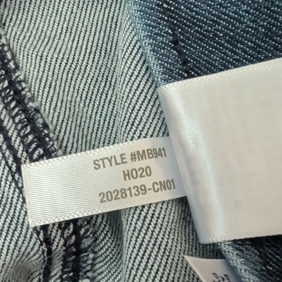 Madewell NWOT Slim Demi-Boot Jeans W/ Center Seam Size 24 - Picture 10 of 11